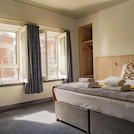 ホテル The Old Quarter Townhouse Limerick Junction