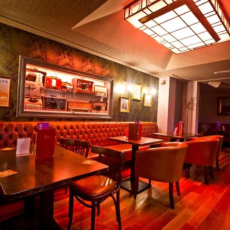 The Old Quarter Townhouse Hotel Limerick Junction