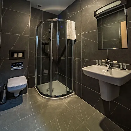 The Old Quarter Townhouse Limerick Junction