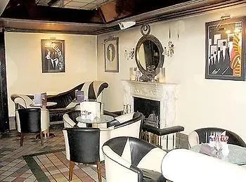 The Old Quarter Townhouse 3*