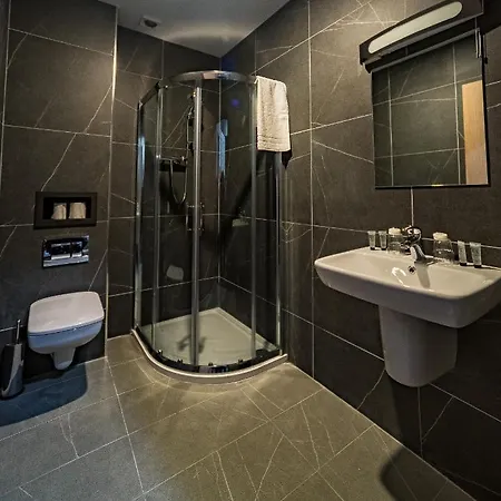The Old Quarter Townhouse Hotel Limerick Junction