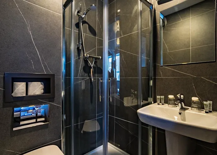 The Old Quarter Townhouse Hotel Limerick Junction